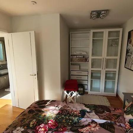 Wilhelmshoeher Weg *