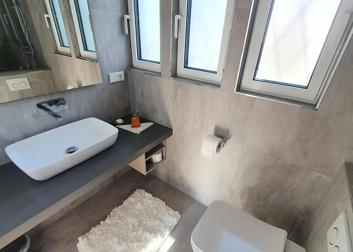 アパート Wilhelmshoeher Weg *